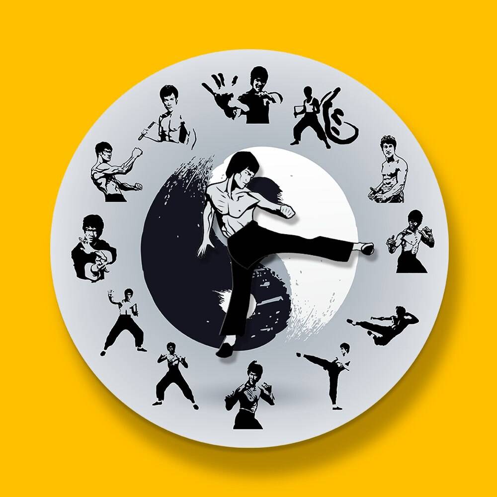 Yin Yang Chinese Kung Fu Wall Clock Martial Arts Home Decor Kung Fu Master Moving Needles Novelty Wall Watch Silent Movement